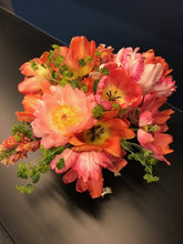 Load image into Gallery viewer, Bouquet of Flowers
